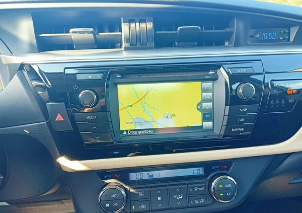 Toyota Corolla cena 45899 przebieg: 171500, rok produkcji 2015 z Ożarów Mazowiecki małe 67